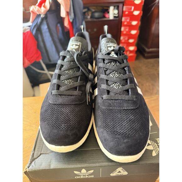 adidas Palace Pro Boost Black White Gold Size 11.5 - Picture 2 of 10